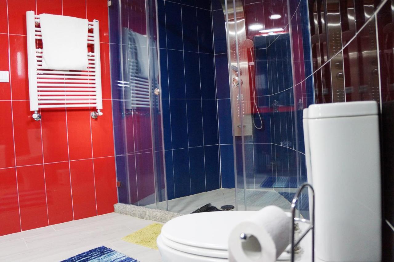Casinha Das Bonecas - Casa Com Piscina Privada Авиеро Екстериор снимка